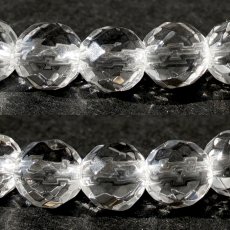 画像3: 天然水晶 6mm カット ブレスレット 【山梨甲府研磨】 ハンドカット 64面カット ブラジル産 手研磨 山梨県甲府市 職人 匠 宝石研磨 伝統技術 無処理 お守り 浄化 天然石 パワーストーン (3)