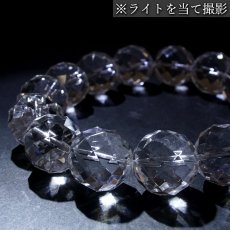 画像4: 天然水晶 15mm カット ブレスレット 【山梨甲府研磨】 ハンドカット 64面カット ブラジル産 手研磨 山梨県甲府市 職人 匠 宝石研磨 伝統技術 無処理 お守り 浄化 天然石 パワーストーン (4)