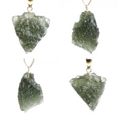 画像2: モルダバイト ペンダントトップ K18 チェコ産 ラフ 原石【一点もの】Moldavite 日本製 自社製 モルダヴ石 希少 レア 浄化 天然石 パワーストーン カラーストーン (2)