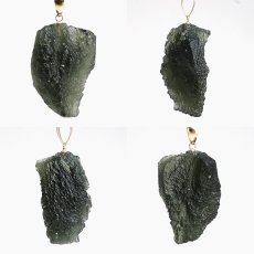 画像2: モルダバイト ペンダントトップ K18 チェコ産 ラフ 原石【一点もの】Moldavite 日本製 自社製 モルダヴ石 希少 レア 浄化 天然石 パワーストーン カラーストーン (2)