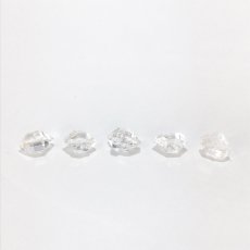画像2: 天然石 ハーキマーダイヤモンド パワーストーン ドリームクリスタル 水晶 出産御守り 稀少価値 5粒入り (2)
