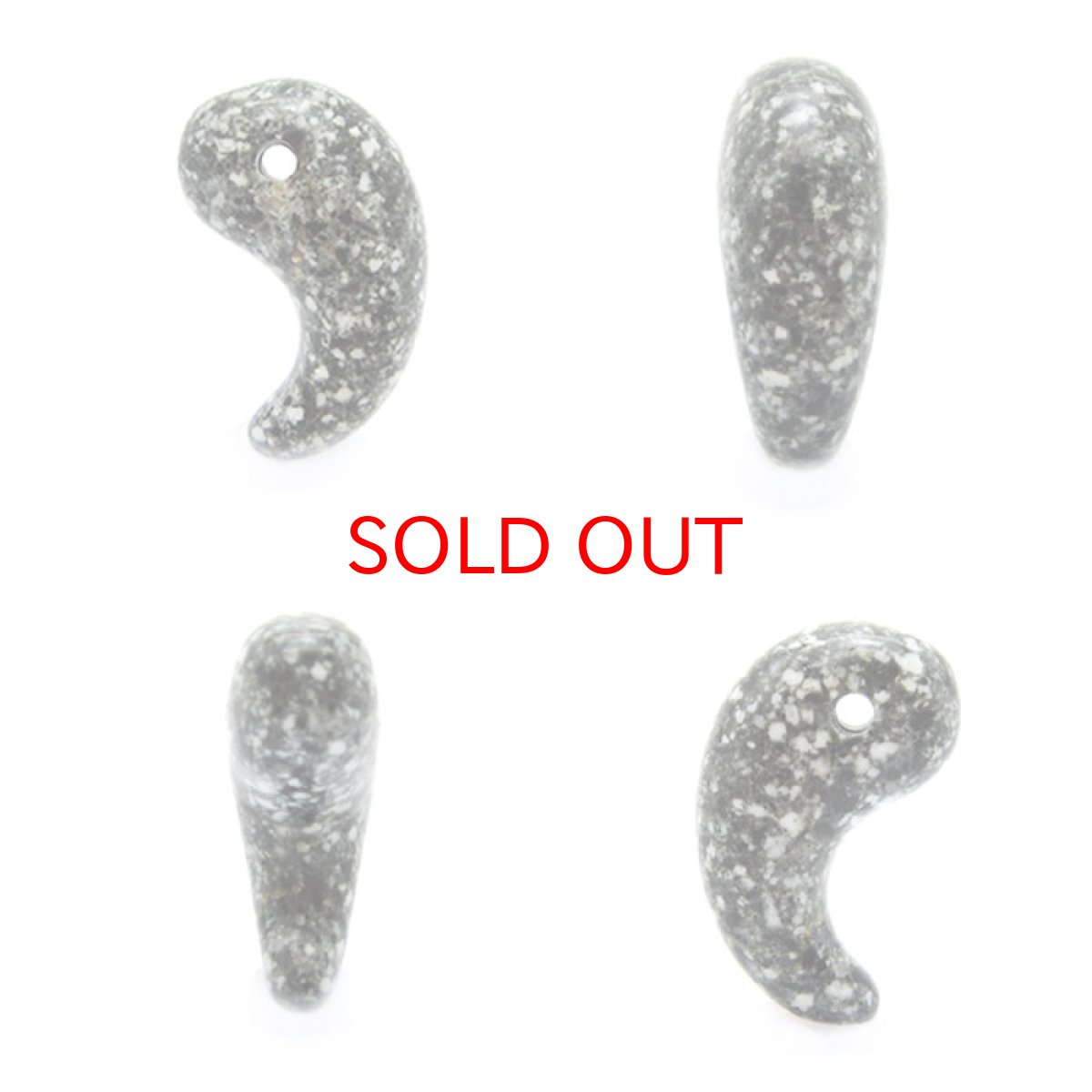 画像2: 遠野の銘石 勾玉 32mm 岩手県遠野産 とおのの銘石 岩手 遠野 パワーストーン 天然石 (2)