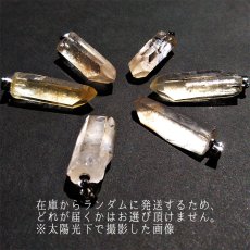 画像4: ゴールデンヒーラー 原石 ペンダントトップ 水晶 ブラジル ミナスジェライス産 Golden healer 黄金色 A・メロディ 天然石 パワーストーン ギフト (4)