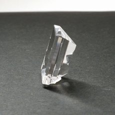 画像2: 【 一点もの 】水晶スター彫り ルース ブラジル産 手彫り 21.00ct 4月誕生石 天然石 パワーストーン (2)