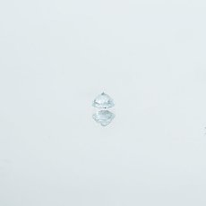 画像2: アクアマリン aquamarine ルース 0.260ct 【 1点物 】3月 誕生石 ハンドメイド材料 ネイル ペンダント ピアス イヤリング 指輪 オリジナルアクセサリー リーズナブル 宝石 jewelry  天然石 パワーストーン お守り 癒し 浄化 (2)