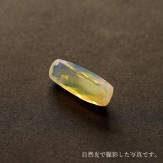 画像3: エチオピアオパール　オパール ルース 2.09ct エチオピア産 【 1点物 】遊色効果 10月誕生石 裸石 希少石 ハンドメイド材料 ペンダント ピアス イヤリング 指輪 オリジナルアクセサリー 宝石 jewelry  天然石 パワーストーン (3)