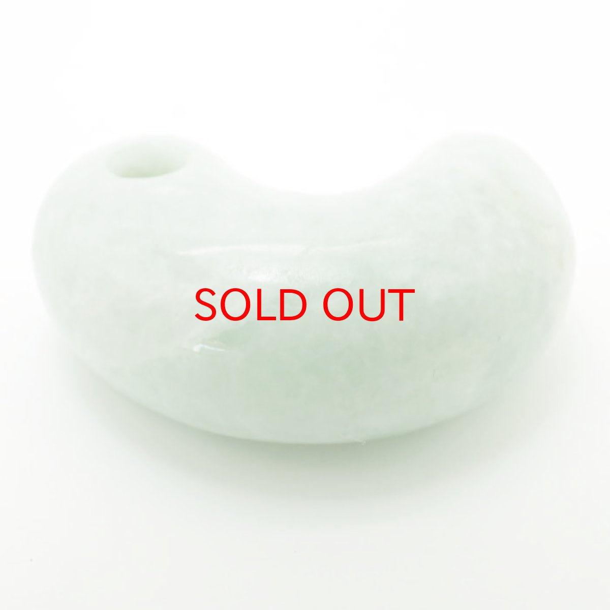 画像3: 【一点物】  糸魚川翡翠 勾玉 20.8g 青海産 幸運 ひすい ヒスイ 国石 パワーストーン 天然石 硬玉 ジェダイド  5月誕生石 糸魚川ひすい 健康運 お守り (3)