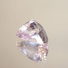 画像4: クンツァイト  ルース 13.40ct  ブラジル産【 1点物 】Kunzite リシア輝石 スポデューメン  裸石 希少石 ハンドメイド材料 ペンダント  指輪 オリジナルアクセサリー 宝石 jewelry  天然石 パワーストーン (4)