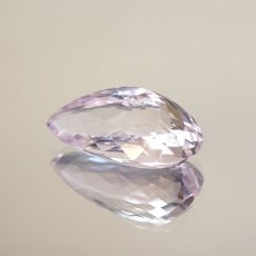 画像4: クンツァイト  ルース 18.20ct  ブラジル産【 1点物 】Kunzite リシア輝石 スポデューメン  裸石 希少石 ハンドメイド材料 ペンダント  指輪 オリジナルアクセサリー 宝石 jewelry  天然石 パワーストーン (4)