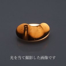 画像3: 【 一点物 】 コロンビアナイト 勾玉 20mm コロンビア産 日本製 自社製 Colombianites 天然ガラス 超希少原石 お守り 天然石 パワーストーン (3)