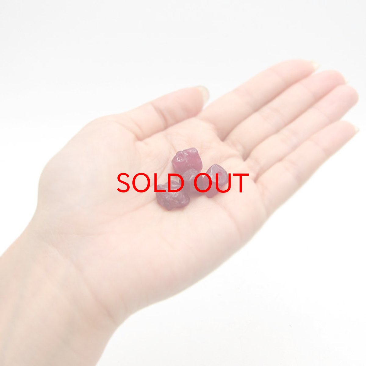 画像5: ルビー ラフ原石ビーズ 10×10mm ミャンマー産 日本製【 数量限定 】ラフビーズ Ruby  横穴貫通 穴あき ビーズ オリジナルアクセアリー ハンドメイド材料 【  一粒売り 】 パワーストーン お守り 浄化 天然石 (5)