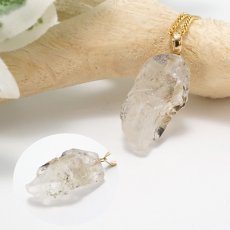 画像3: フェナカイト ラフ 原石 ペンダントトップ K18 10.45ct AAランク 日本製 【 1点もの 】ロシア産 ラフ原石 Phenakite 希少石 レア  誕生石 天然石 原石アクセサリー フェナス石 鉱物 pendant ネックレス 【 送料無料 】パワーストーン 浄化 お守り 天然石 カラーストーン (3)