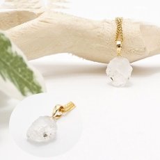 画像3: フェナカイト ラフ 原石 ペンダントトップ K18 3.2ct AAランク 日本製 【 1点もの 】ロシア産 ラフ原石 Phenakite 希少石 レア  誕生石 天然石 原石アクセサリー フェナス石 鉱物 pendant ネックレス 【 送料無料 】パワーストーン 浄化 お守り 天然石 カラーストーン (3)