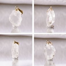 画像2: フェナカイト ラフ 原石 ペンダントトップ K18 3.2ct AAランク 日本製 【 1点もの 】ロシア産 ラフ原石 Phenakite 希少石 レア  誕生石 天然石 原石アクセサリー フェナス石 鉱物 pendant ネックレス 【 送料無料 】パワーストーン 浄化 お守り 天然石 カラーストーン (2)