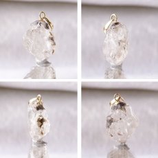 画像2: フェナカイト ラフ 原石 ペンダントトップ K18 3.65ct AAランク 日本製 【 1点もの 】ロシア産 ラフ原石 Phenakite 希少石 レア  誕生石 天然石 原石アクセサリー フェナス石 鉱物 pendant ネックレス 【 送料無料 】パワーストーン 浄化 お守り 天然石 カラーストーン (2)