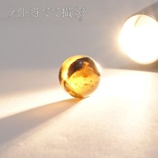 画像11: タイガーアンバー 丸玉 インドネシア産 丸玉 14mm 【 一点もの 】amber アンバー スマトラ琥珀 植物の化石 天然石 パワーストーン カラーストーン (11)