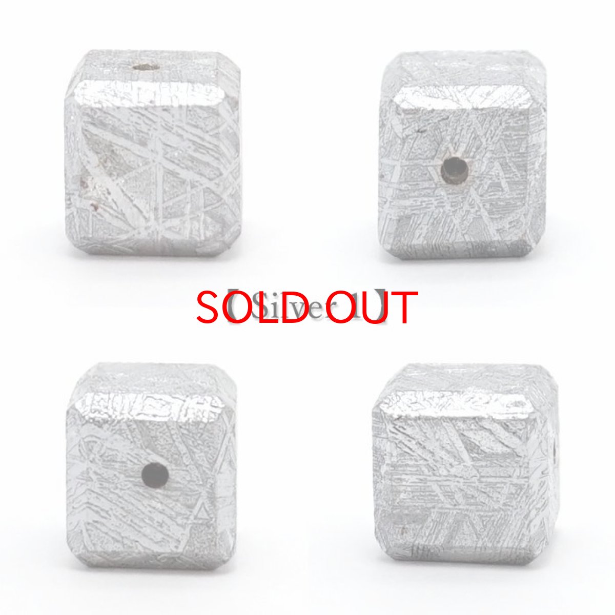 画像2: 【20%OFFセール】 【 一点物 】 ギベオン ビーズ 8mm 正方形 バラ石 貫通穴 メッキ加工 ナミビア産 隕石 天然石 パワーストーン カラーストーン (2)