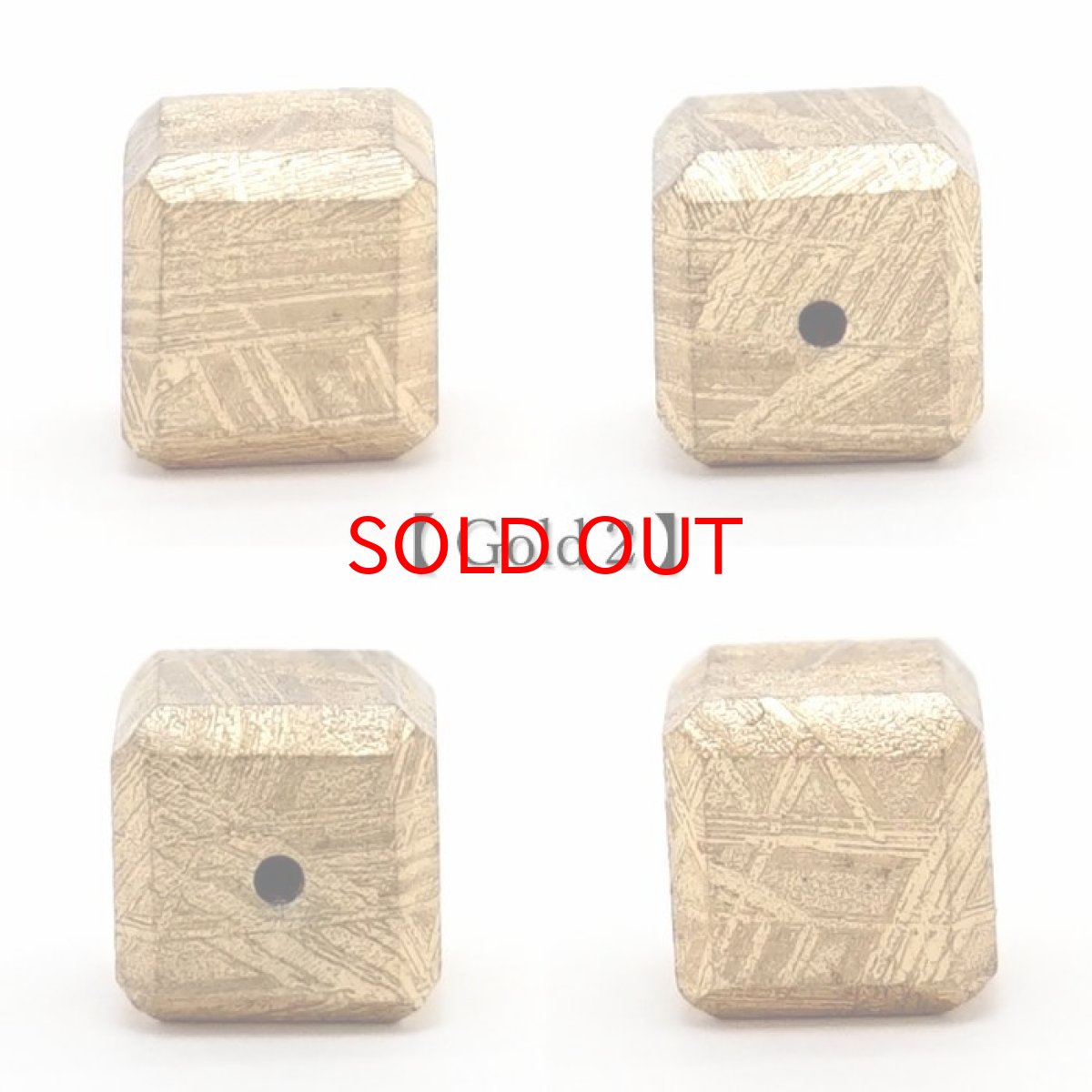 画像6: 【20%OFFセール】 【 一点物 】 ギベオン ビーズ 8mm 正方形 バラ石 貫通穴 メッキ加工 ナミビア産 隕石 天然石 パワーストーン カラーストーン (6)