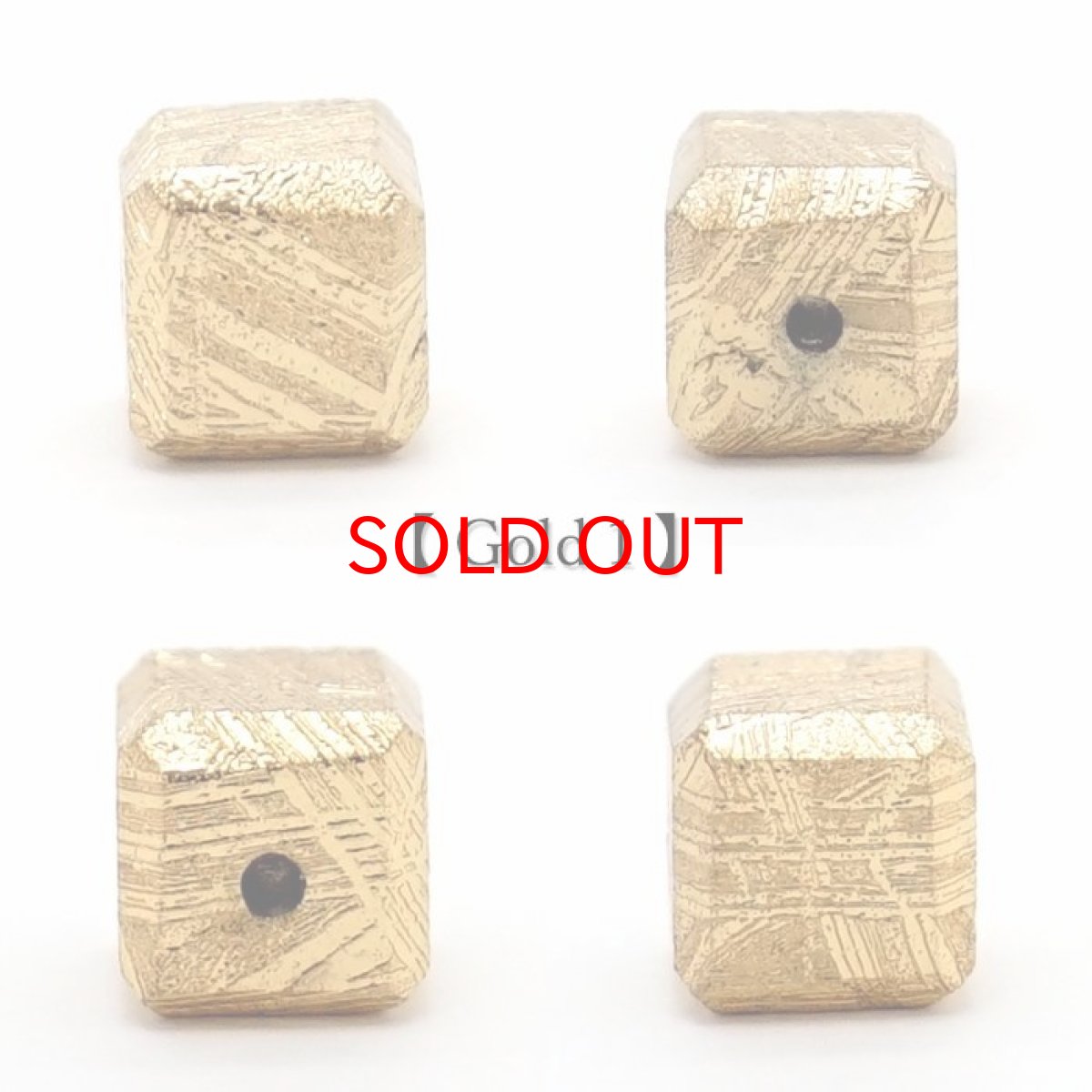 画像6: 【 一点物 】 ギベオン ビーズ 6mm 正方形 バラ石 貫通穴 メッキ加工 ナミビア産 隕石 天然石 パワーストーン カラーストーン (6)