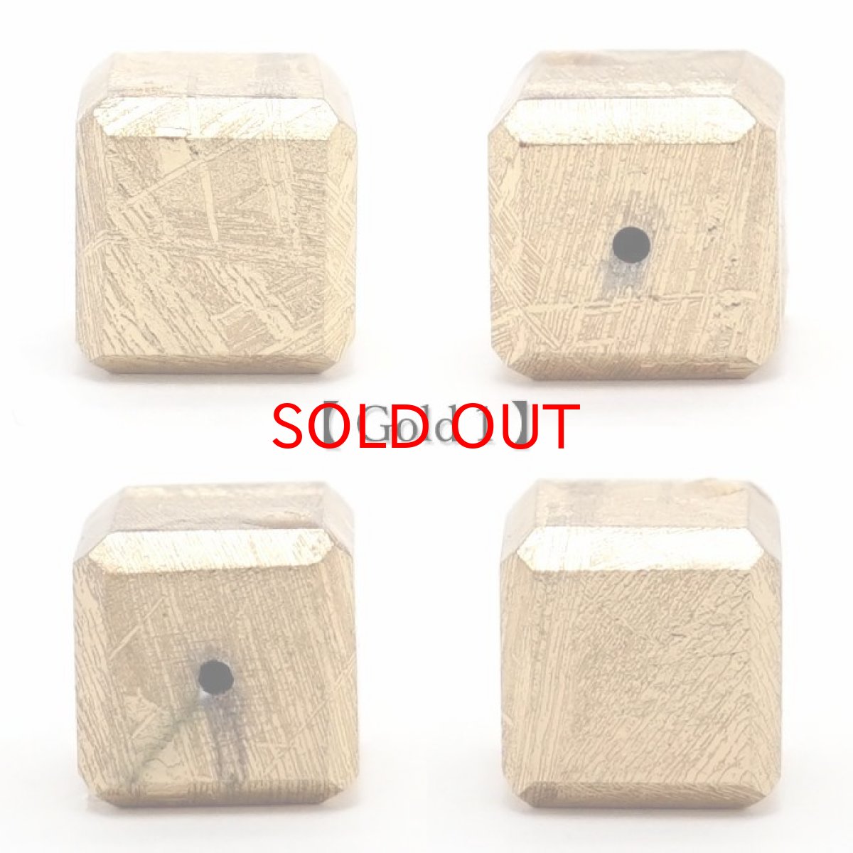 画像6: 【20%OFFセール】 【 一点物 】 ギベオン ビーズ 10mm 正方形 バラ石 貫通穴 メッキ加工 ナミビア産 隕石 天然石 パワーストーン カラーストーン (6)