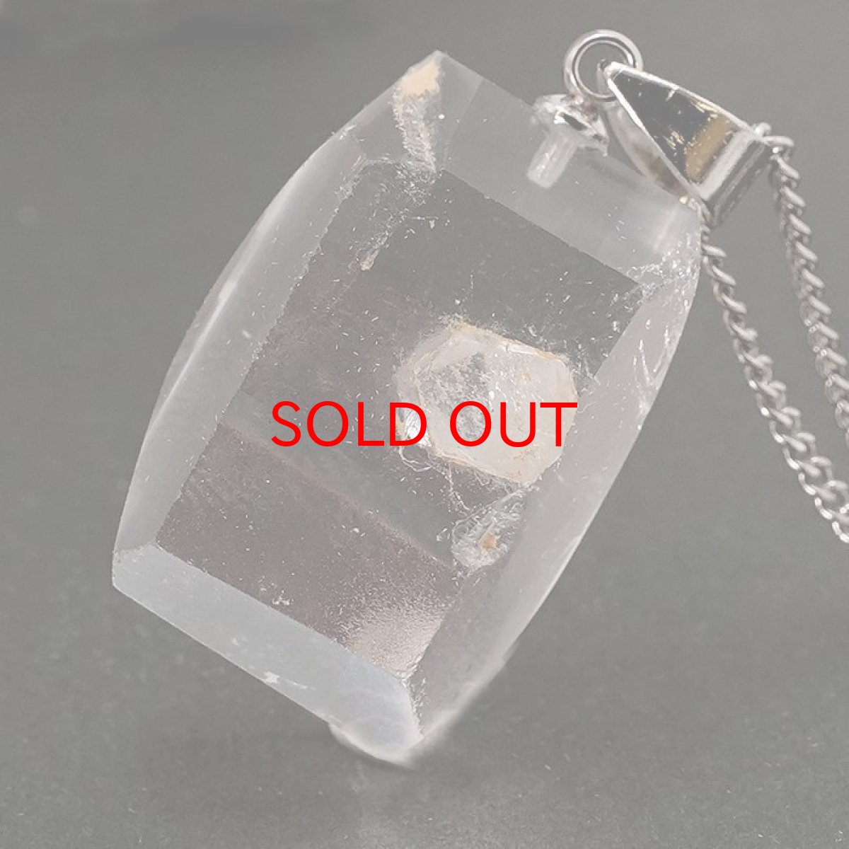 画像3: 【一点もの】 ヒマラヤクォーツインクォーツ ペンダントトップ ヒマラヤ産 ステンレス日本製 マニフェストクォーツ 水晶イン水晶 貫入水晶 quartz in quartz 天然石 パワーストーン カラーストーン (3)