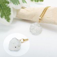 画像3: フェナカイト ラフ 原石 ペンダントトップ K18 7.3ct AAランク 日本製 【 1点もの 】ロシア産 ラフ原石 Phenakite 希少石 レア  誕生石 天然石 原石アクセサリー フェナス石 鉱物 pendant ネックレス 【 送料無料 】パワーストーン 浄化 お守り 天然石 カラーストーン (3)