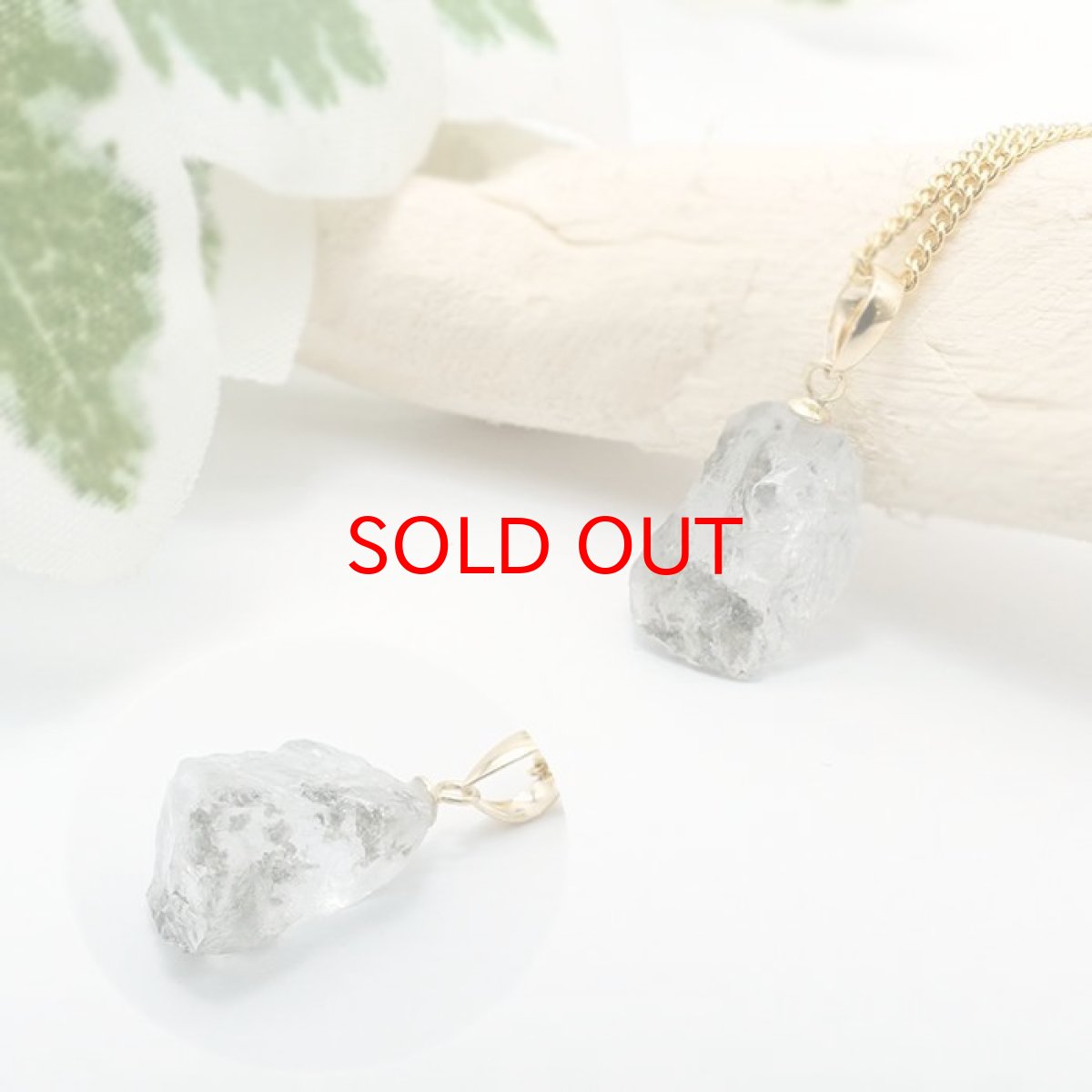 画像5: フェナカイト ラフ 原石 ペンダントトップ K18 5.3ct AAAランク 日本製 【 1点もの 】ロシア産 ラフ原石 Phenakite 希少石 レア  誕生石 天然石 原石アクセサリー フェナス石 鉱物 pendant ネックレス 【 送料無料 】パワーストーン 浄化 お守り 天然石 カラーストーン (5)