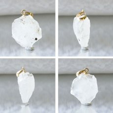 画像2: フェナカイト ラフ 原石 ペンダントトップ K18 7.3ct AAランク 日本製 【 1点もの 】ロシア産 ラフ原石 Phenakite 希少石 レア  誕生石 天然石 原石アクセサリー フェナス石 鉱物 pendant ネックレス 【 送料無料 】パワーストーン 浄化 お守り 天然石 カラーストーン (2)