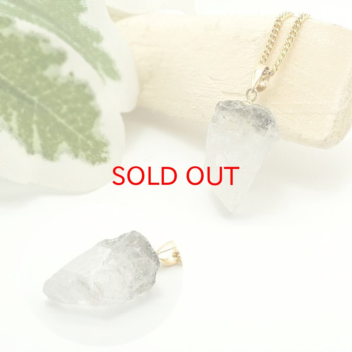 画像3: フェナカイト ラフ 原石 ペンダントトップ K18 9.6ct AAAランク 日本製 【 1点もの 】ロシア産 ラフ原石 Phenakite 希少石 レア  誕生石 天然石 原石アクセサリー フェナス石 鉱物 pendant ネックレス 【 送料無料 】パワーストーン 浄化 お守り 天然石 カラーストーン (3)