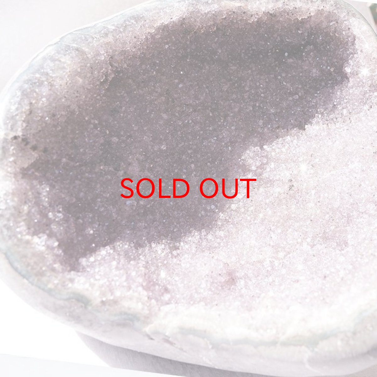 画像3: アメジスト原石 ウルグアイ産 1.7kg【 一点物 】アメジスト 原石 クラスター 2月誕生石 天然石 パワーストーン 紫 パープル 紫水晶 amethyst 風水 置物 浄化 カラーストーン (3)