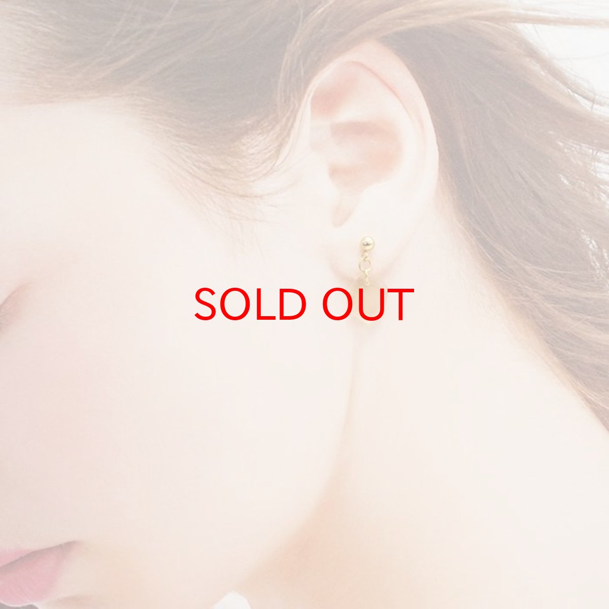 画像2: フローライト ピアス　突き刺した 中国産 しずく型 【 一点物 】日本製 ステンレス ゴールド シルバー Fluorite 裸石 蛍石 お守り 浄化 天然石 パワーストーン カラーストーン (2)