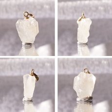 画像2: フェナカイト ラフ 原石 ペンダントトップ K18 2.7ct AAランク 日本製 【 1点もの 】ロシア産 ラフ原石 Phenakite 希少石 レア  誕生石 天然石 原石アクセサリー フェナス石 鉱物 pendant ネックレス 【 送料無料 】パワーストーン 浄化 お守り 天然石 カラーストーン (2)