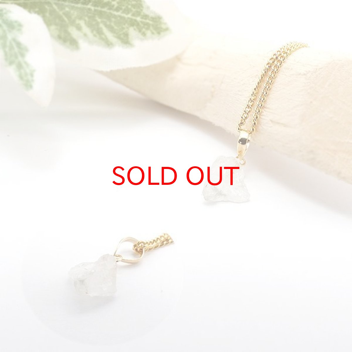 画像3: フェナカイト ラフ 原石 ペンダントトップ K18 1.6ct Sランク 日本製 【 1点もの 】ロシア産 ラフ原石 Phenakite 希少石 レア  誕生石 天然石 原石アクセサリー フェナス石 鉱物 pendant ネックレス 【 送料無料 】パワーストーン 浄化 お守り 天然石 カラーストーン (3)