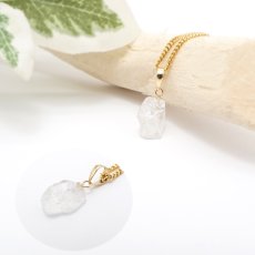 画像3: フェナカイト ラフ 原石 ペンダントトップ K18 1.8ct Sランク 日本製 【 1点もの 】ロシア産 ラフ原石 Phenakite 希少石 レア  誕生石 天然石 原石アクセサリー フェナス石 鉱物 pendant ネックレス 【 送料無料 】パワーストーン 浄化 お守り 天然石 カラーストーン (3)
