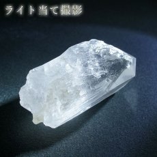 画像4: 雷水晶 原石 ライトニングクォーツ クォーツ 水晶 最上級の水晶ブラジル産 一点もの】 原石 浄化 空間 リフレッシュ パワーチャージ ポイント 天然石 パワーストーン 希少石 レアストーン カラーストーン (4)