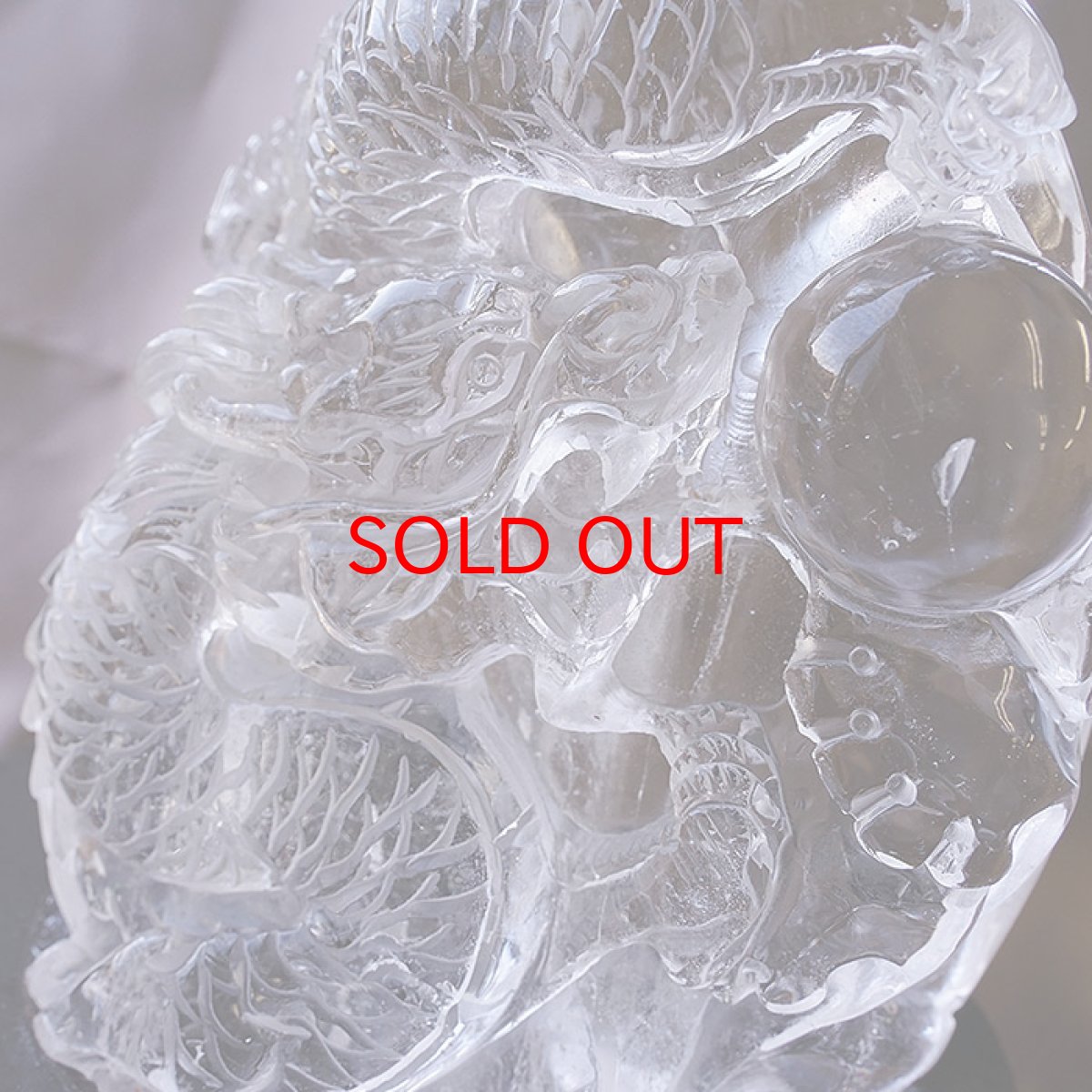 画像2: 天然石 水晶 クリスタル 彫り物 龍 ドラゴン パワーストーン 開運 運気 総合運 健康 仕事 恋愛 家庭 対人 カラーストーン (2)