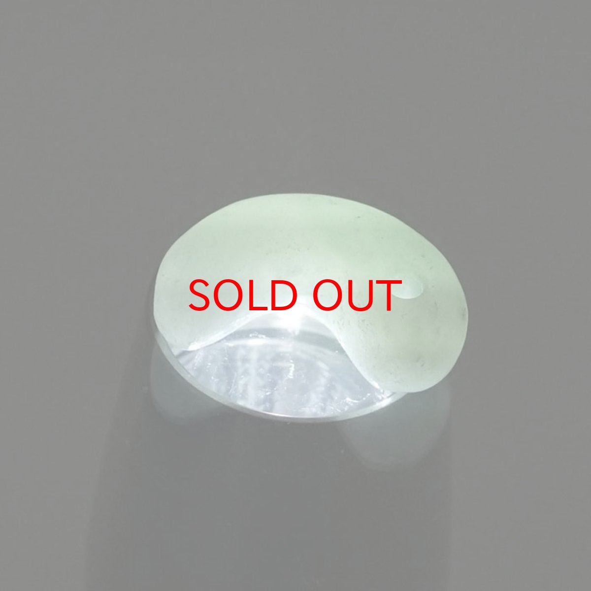 画像5: 【一点物】 【希少】 糸魚川翡翠 勾玉 3.2g 新潟県  幸運 ひすい ヒスイ 国石 パワーストーン 天然石 硬玉 ジェダイド  5月誕生石 糸魚川ひすい 健康運 お守り カラーストーン (5)