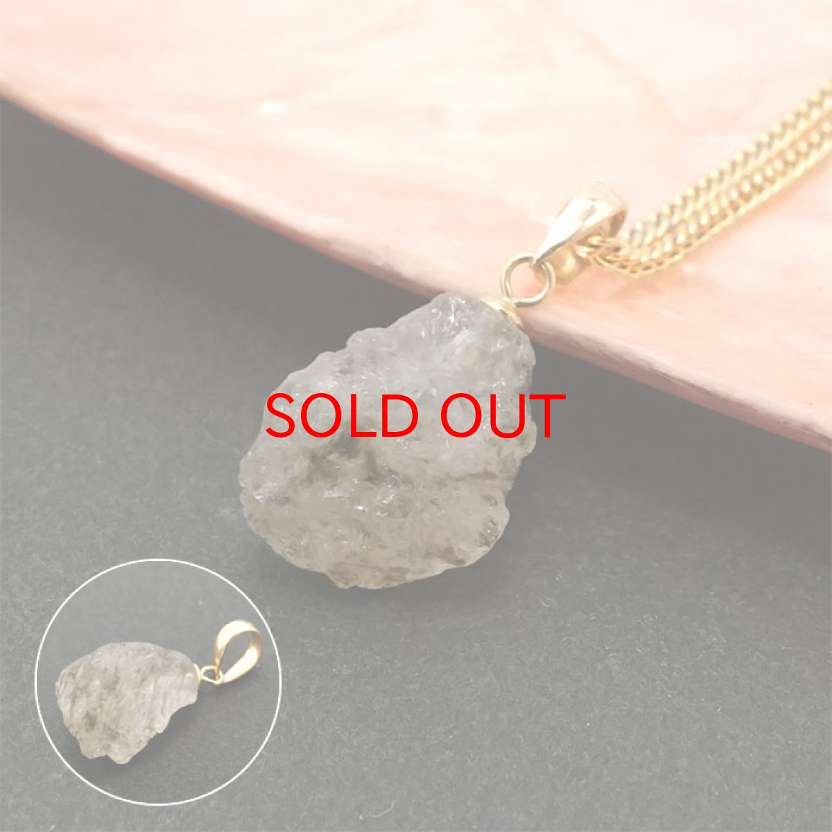 画像3: 《二次鉱床産 ナチュラル原石》 フェナカイト ラフ 原石 ペンダントトップ K18 3.9ct 日本製 【 1点もの 】ロシア産 ラフ原石 Phenakite 希少石 レア  天然石 フェナス石 鉱物 ネックレス 【 送料無料 】パワーストーン 浄化 お守り 天然石 カラーストーン (3)