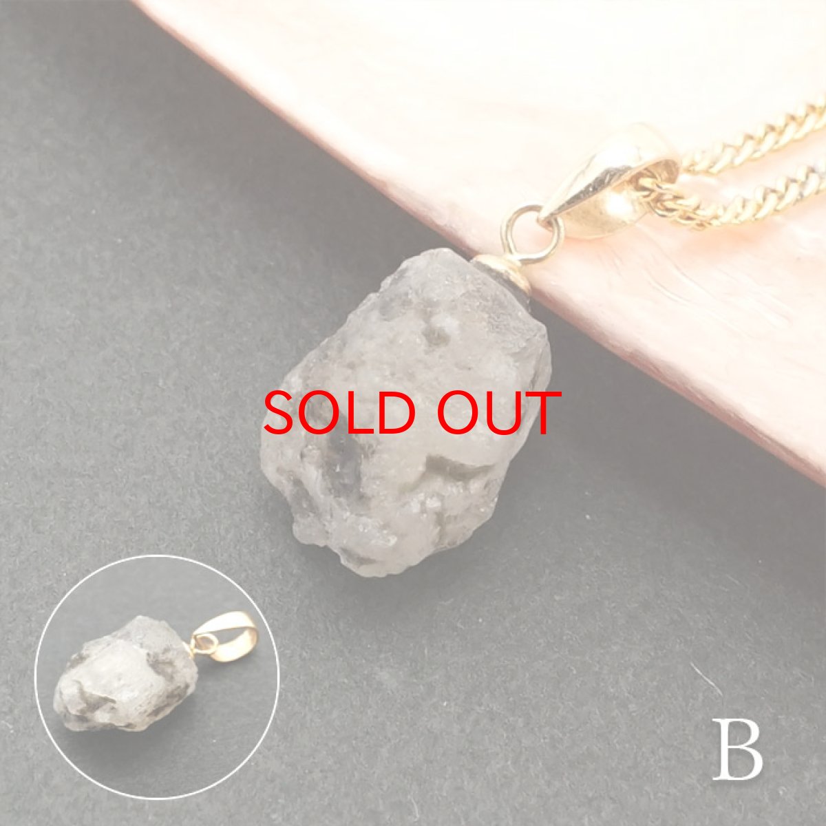 画像5: 《二次鉱床産 ナチュラル原石》 フェナカイト ラフ 原石 ペンダントトップ K18 3.7ct 日本製 【 1点もの 】ロシア産 ラフ原石 Phenakite 希少石 レア  天然石 フェナス石 鉱物 ネックレス 【 送料無料 】パワーストーン 浄化 お守り 天然石 カラーストーン (5)