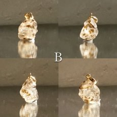 画像4: 《二次鉱床産 ナチュラル原石》 フェナカイト ラフ 原石 ペンダントトップ K18 4.2ct 日本製 【 1点もの 】ロシア産 ラフ原石 Phenakite 希少石 レア  天然石 フェナス石 鉱物 ネックレス 【 送料無料 】パワーストーン 浄化 お守り 天然石 カラーストーン (4)