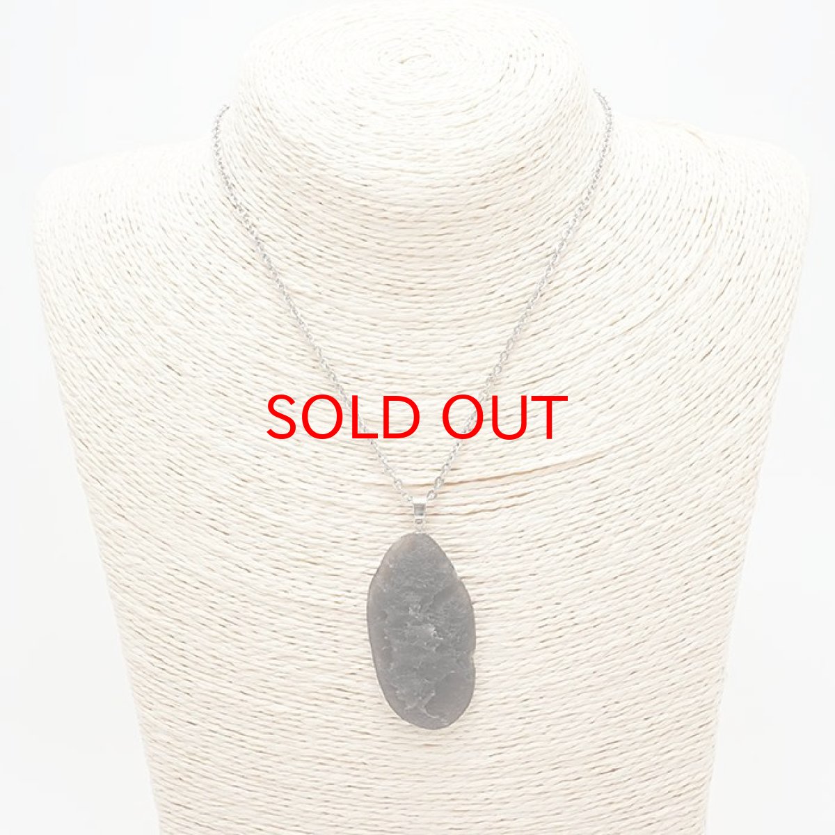 画像4: アグニマニタイト ペンダントトップインドネシア産 H&E社推奨【 一点物 】 天然ガラス 超希少原石 テクタイト レア 天然石 パワーストーン カラーストーン ステンレス シルバー (4)