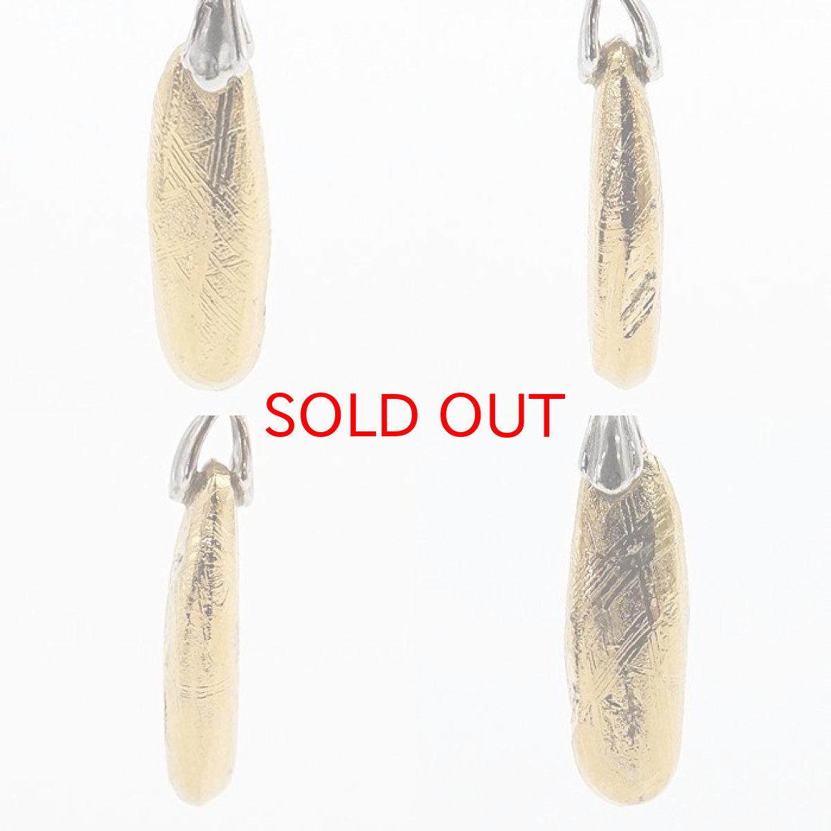 画像2: 【一点物】 ギベオン ペンダントトップ ゴールド ナミビア産 SV925 タンブル型 日本製 メッキ加工 宇宙のパワー 隕石 チャネリング 浄化 天然石 パワーストーン カラーストーン (2)