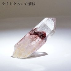 画像7: マニカラン水晶 レッドファントム 原石 インド産 六角柱 【 一点もの 】 水晶 マニカランクォーツ 天然石 パワーストーン 浄化 お守り カラーストーン (7)