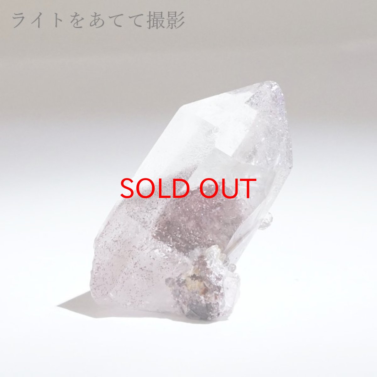 画像3: マニカラン水晶 レッドファントム 原石 インド産 六角柱 【 一点もの 】 水晶 マニカランクォーツ 天然石 パワーストーン 浄化 お守り カラーストーン (3)