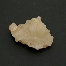 画像3: 【 一点もの 】リビアングラス 原石 64.6g リビア砂漠産 インパクトガラス Libyan Glass 隕石 天然ガラス テクタイト 希少 レア 天然石 パワーストーン カラーストーン (3)