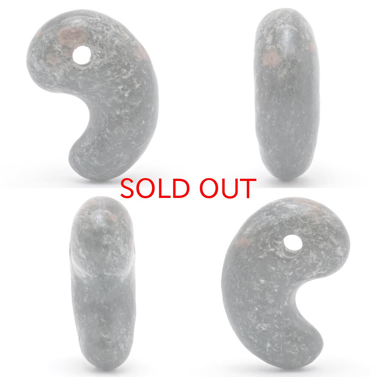 画像2: ブラックハイドガーネット Sランク 勾玉 約25mm 愛媛県産 日本銘石 パワーストーン 天然石 カラーストーン (2)