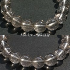 画像2: 【 1点もの 】ラビットヘアールチル 針水晶 9mmブレスレット ブラジル産 天然石 パワーストーン カラーストーン (2)