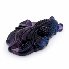 画像5: 【 一点もの 】 フローライト 金魚 彫物 中国産 彫刻 Fluorite 蛍石 穴あき ペンダントトップ 天然石 パワーストーン カラーストーン (5)