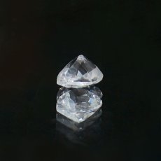 画像3: ペタライト ルース 約0.55ct ペアーシェイプカット ブラジル産 【一点もの】 葉長石 Petalite 裸石 鉱物 浄化 お守り 天然石 パワーストーン カラーストーン (3)