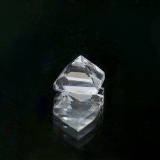 画像3: ペタライト ルース 約0.85ct スクエアカット ブラジル産 葉長石 Petalite 裸石 鉱物 浄化 お守り 天然石 パワーストーン カラーストーン (3)